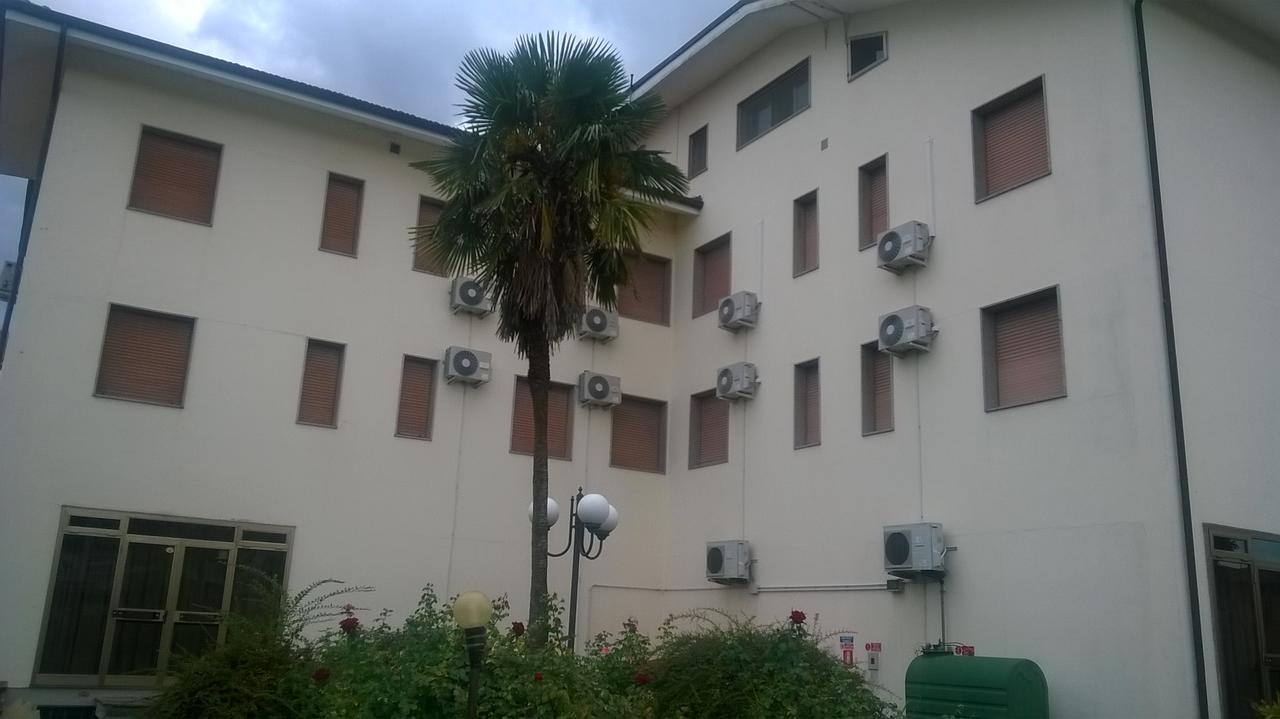 Da Beppe Hotell Chiesina Uzzanese Exteriör bild
