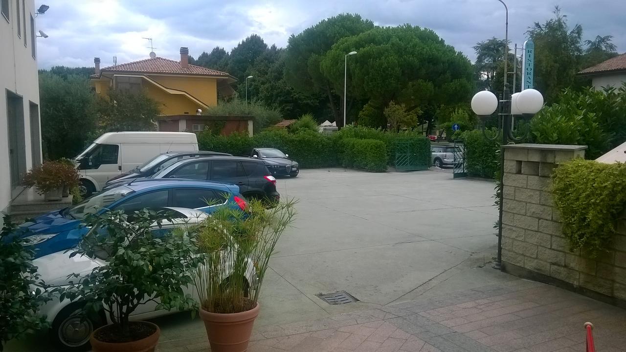 Da Beppe Hotell Chiesina Uzzanese Exteriör bild